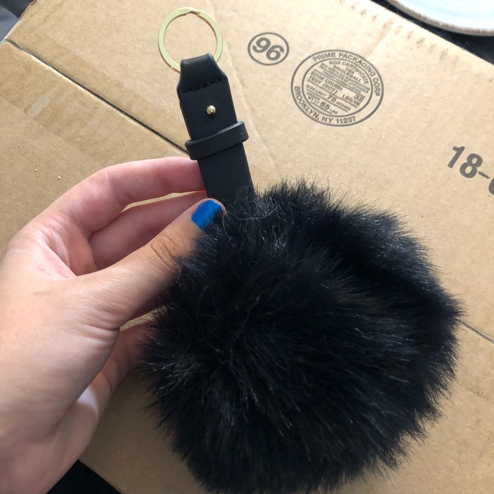 keychain pompom